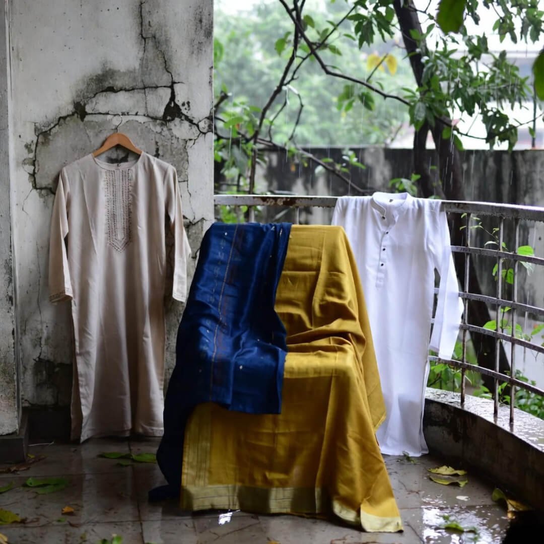 Capsule Wardrobe for Women: My Sloppy, Honest Stab at Simple Style Rain-soaked kurtas and confused mustard dupatta on balcony